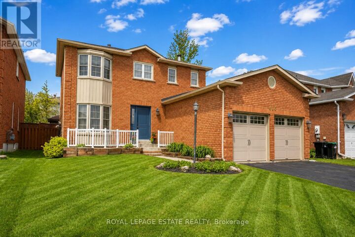 Property Photo:  406 Anne Street North  ON L4N 7A4 