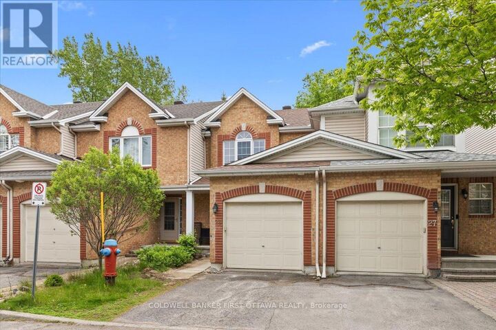 Property Photo: 29 Heartleaf Private ON K1T 3Z9