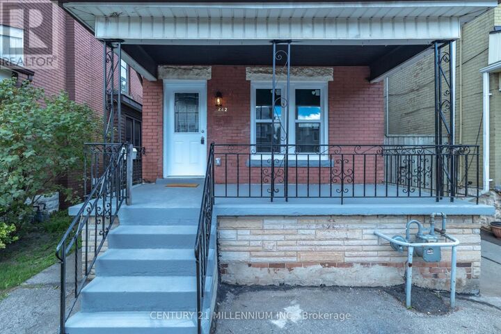Property Photo:  242 Balmoral Avenue North  ON L8L 7S2 