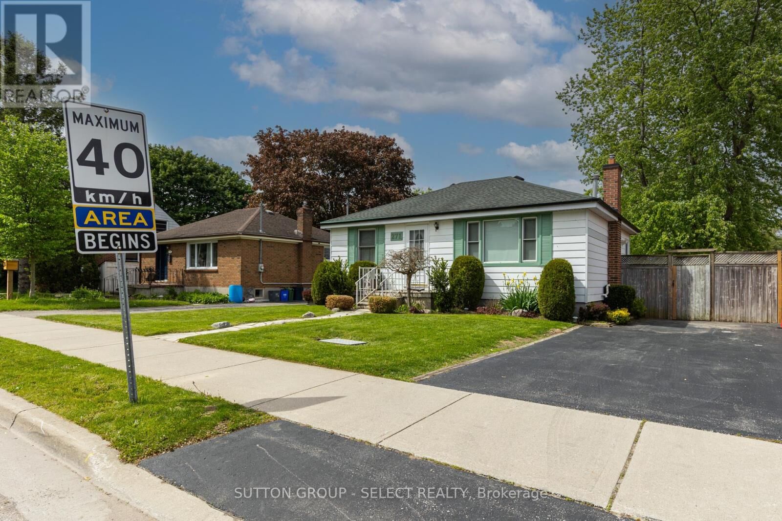 Property Photo: 271 Taylor Street ON N5Y 2J6