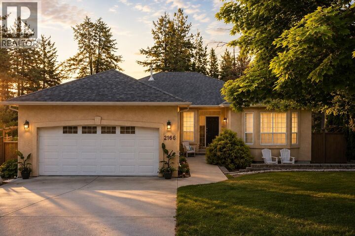Property Photo: 2166 Shannon Woods Way BC V4T 2R4