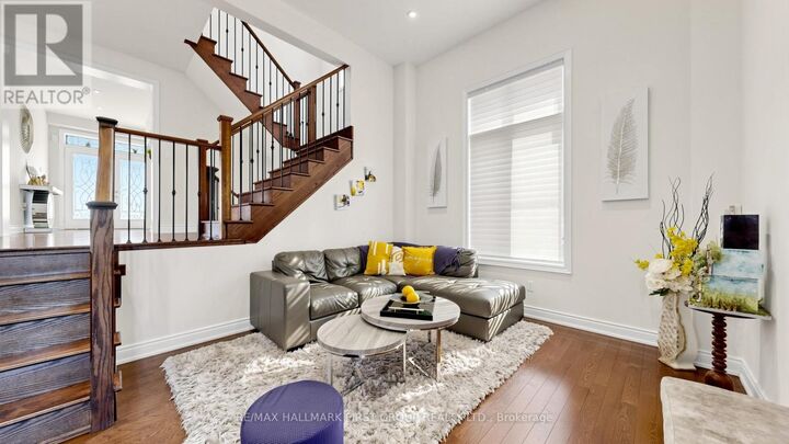 Property Photo:  40 Hackett Street  ON L9N 0P8 