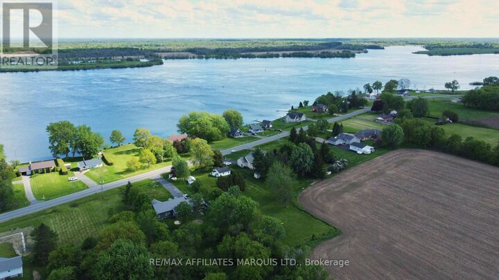 Property Photo: 11481 Lakeshore Drive ON K0E 1K0