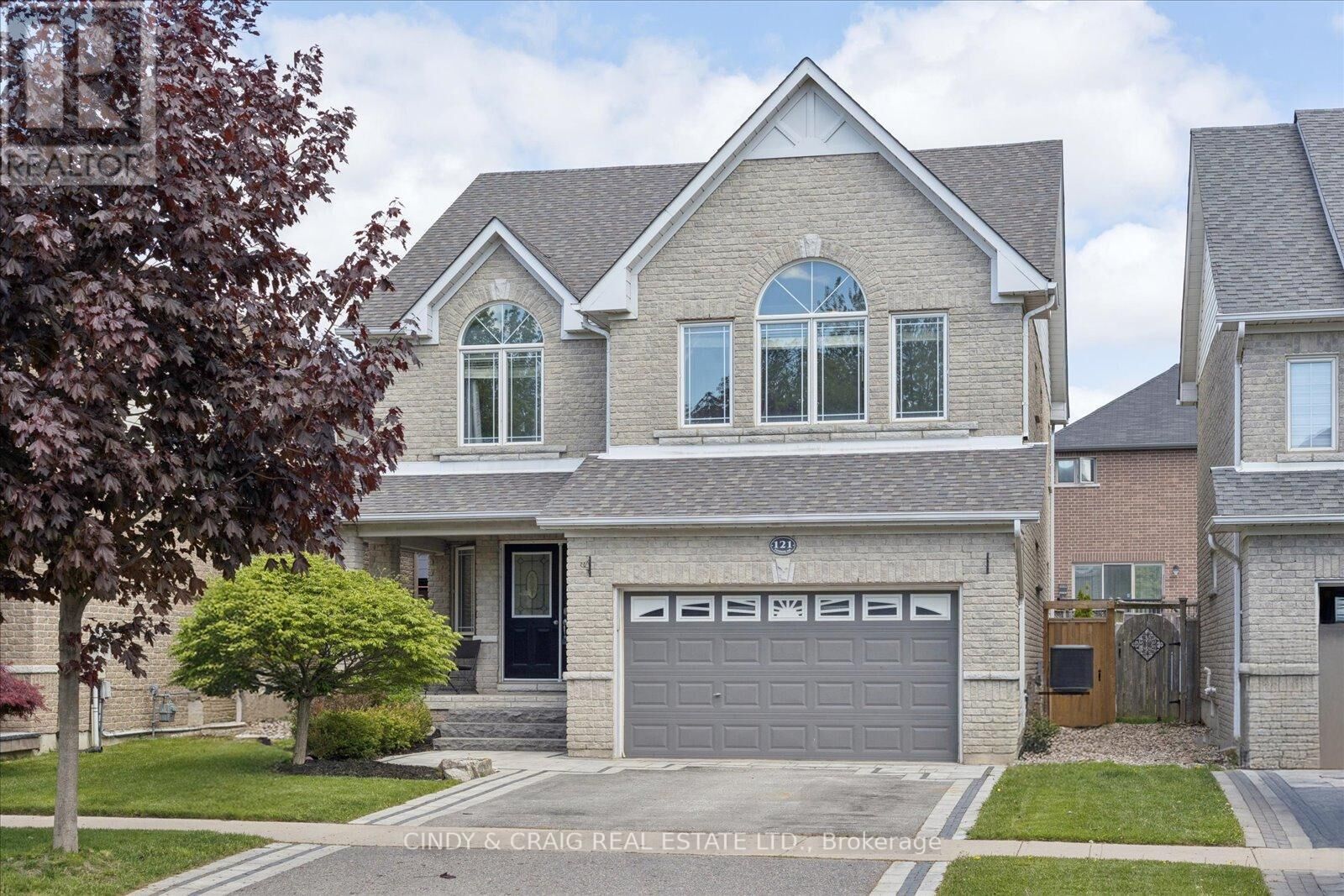 Property Photo: 121 Fenning Drive ON L1E 3H1
