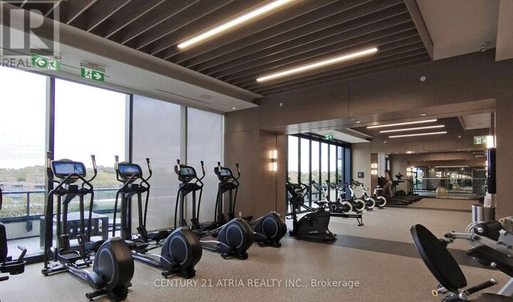 Property Photo: 585 Bloor Street East 3424 ON M4W 0B3
