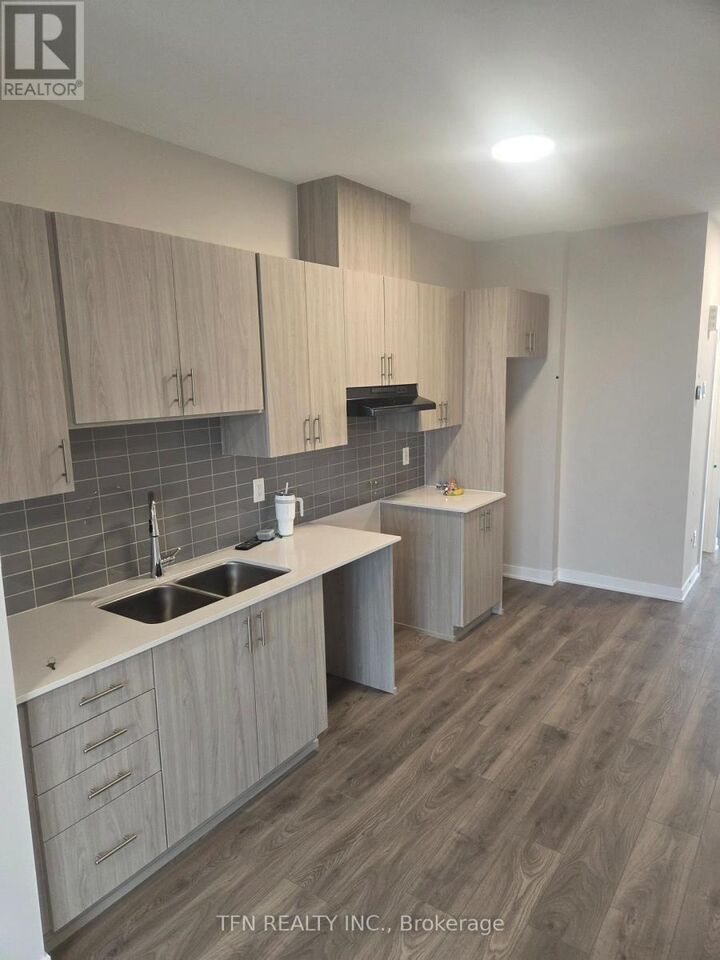 Property Photo:  229 Lamarche Avenue  ON K1W 0Y3 