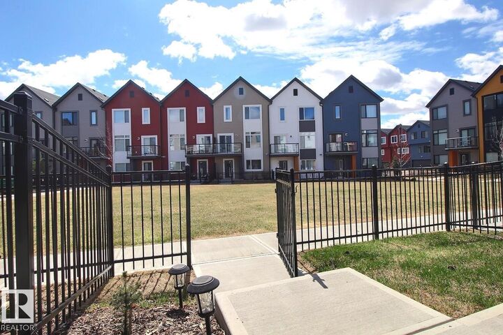Property Photo: 1010 Rabbit Hill Road SW 99 AB T6W 4G7