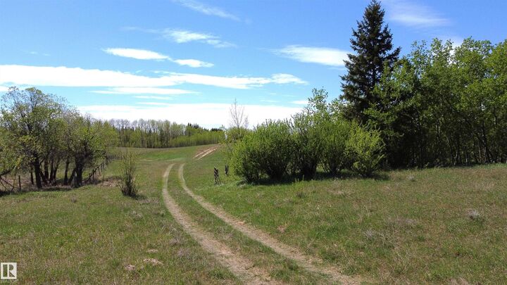 Property Photo: 563003 Range Road 205 AB T8A 4E4
