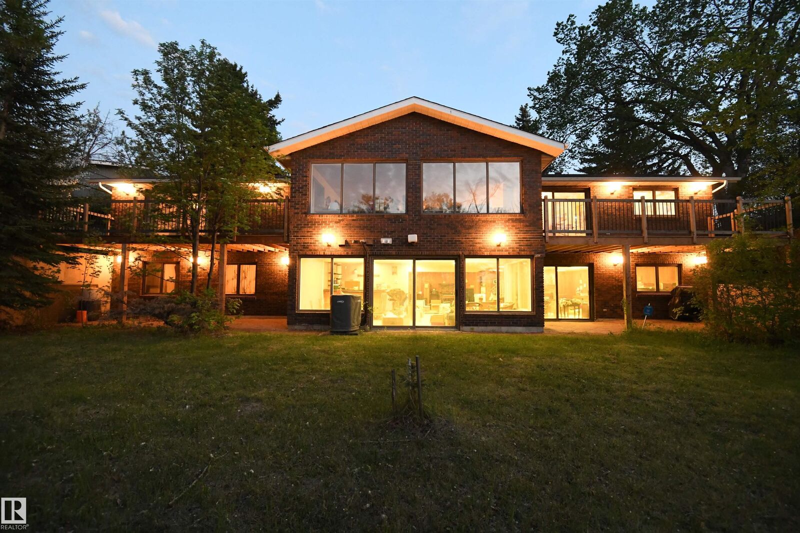Property Photo: 4108 106B Avenue NW AB T6A 1K8