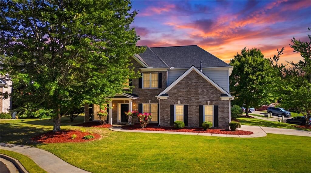 Property Photo:  2023 Arbor Springs Way  GA 30519 