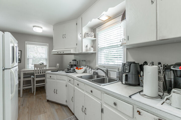 Property Photo: 3830 Pin Oak Terrace TN 37411