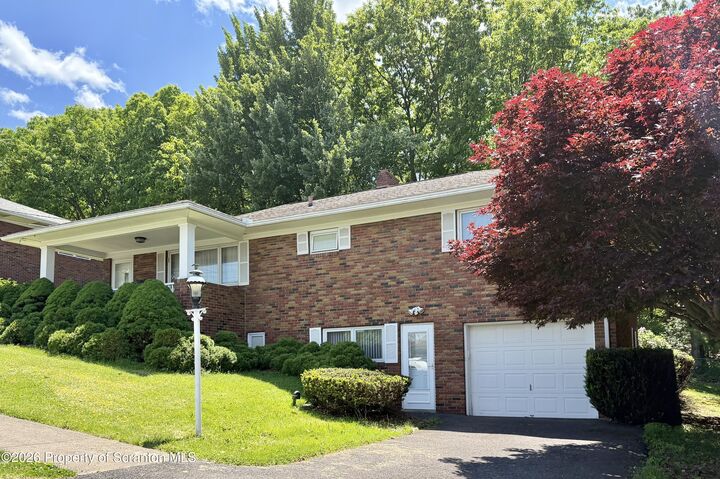 Property Photo:  207 Yesu Drive  PA 18505 