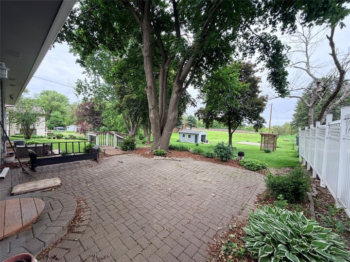 Property Photo:  115 Mathews Drive  IA 50105 
