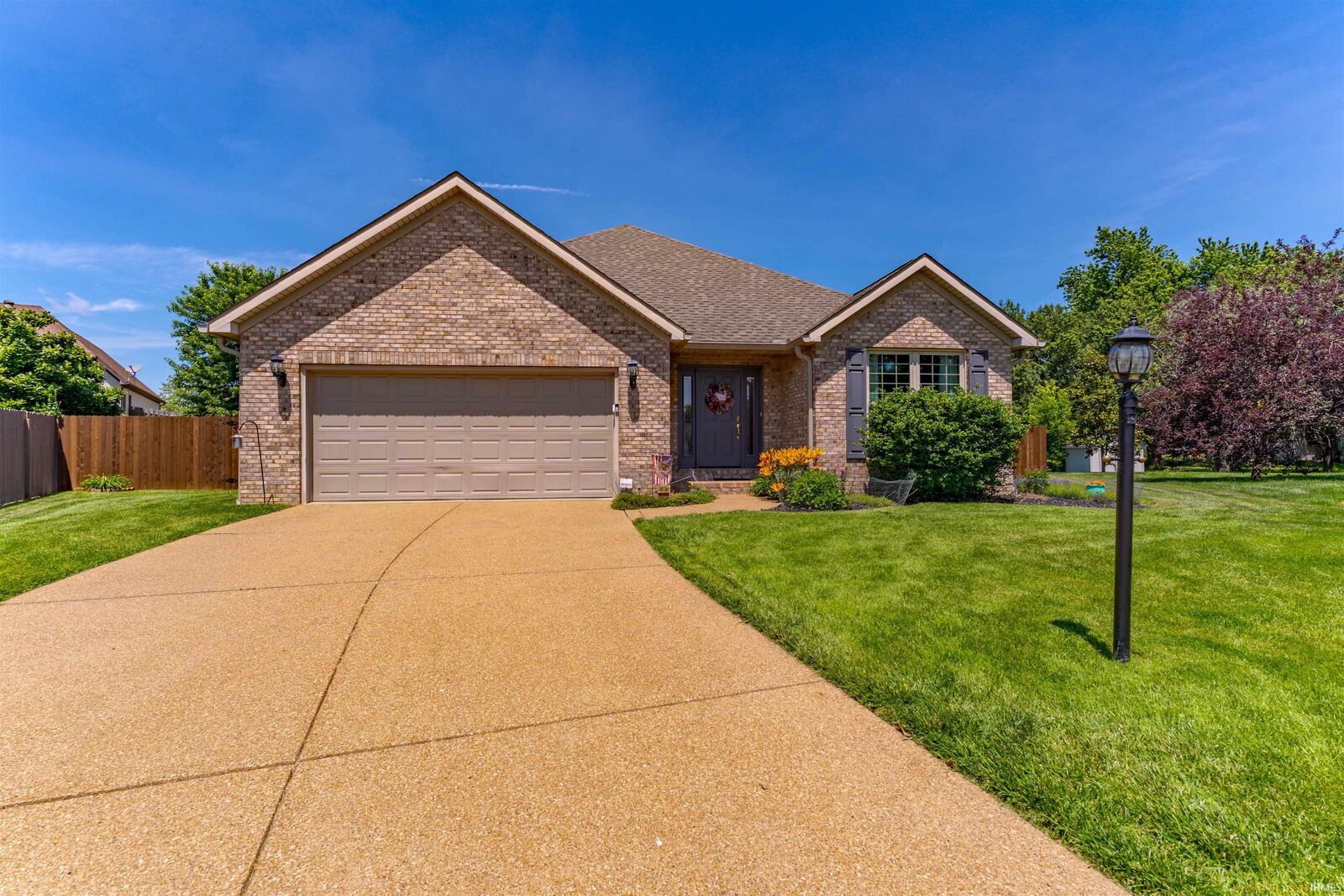 Property Photo:  8012 Talbert Court  IN 47630-8917 
