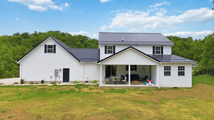 Property Photo: 2604 Upper Rader Road KY 40962