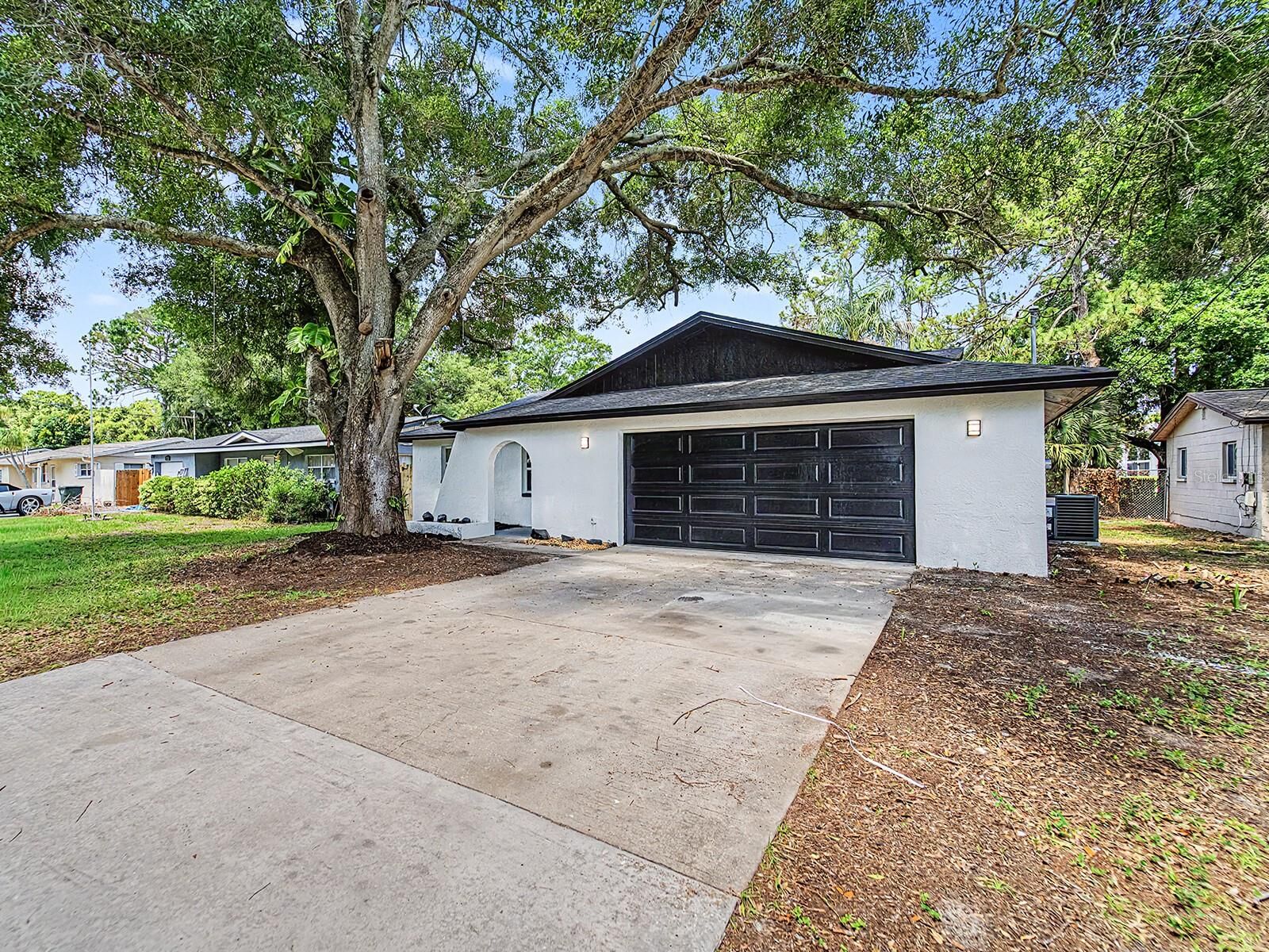 Property Photo: 13748 Audrey Lane FL 33771