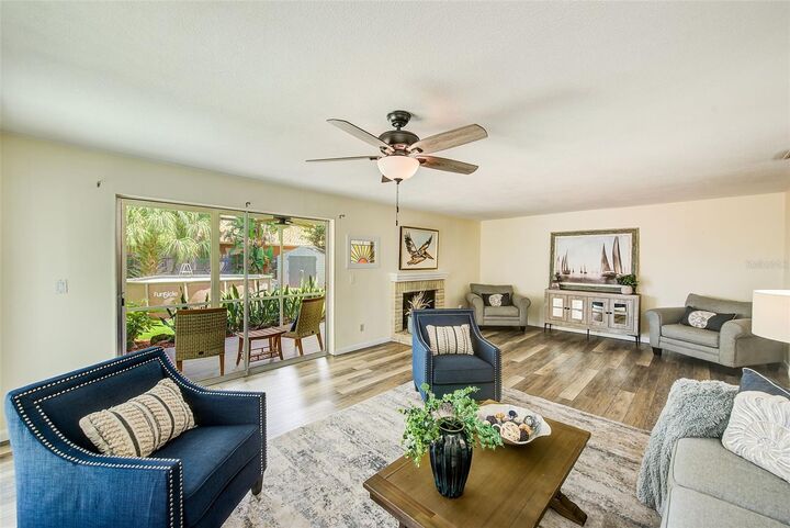 Property Photo: 14079 Victoria Road FL 33774