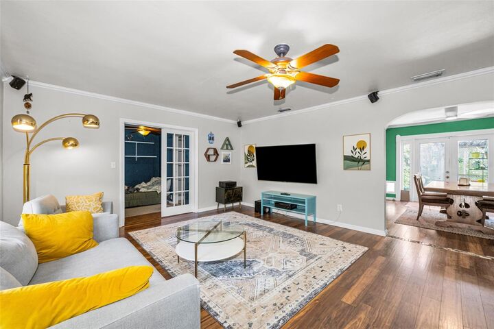 Property Photo:  4994 17th Avenue N  FL 33710 