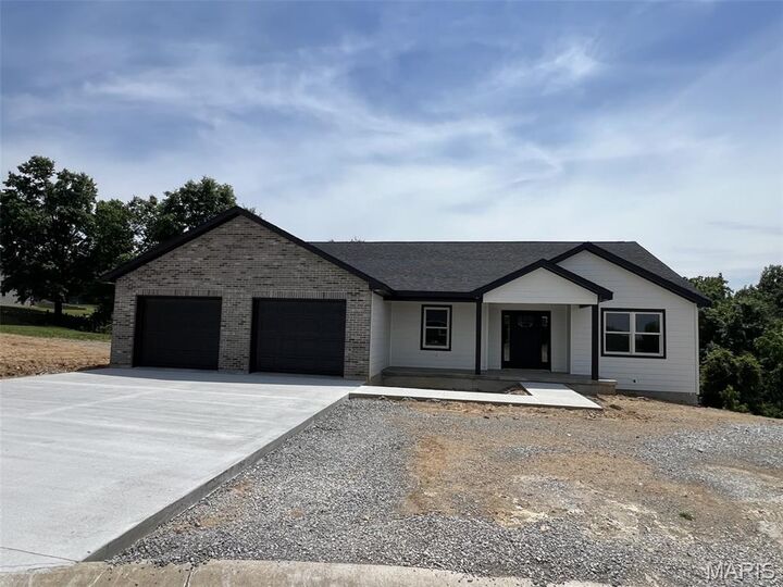 Property Photo: 705 McIntosh Court MO 63401