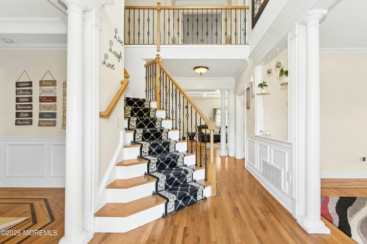 Property Photo:  1 Hartman Court  NJ 07066 