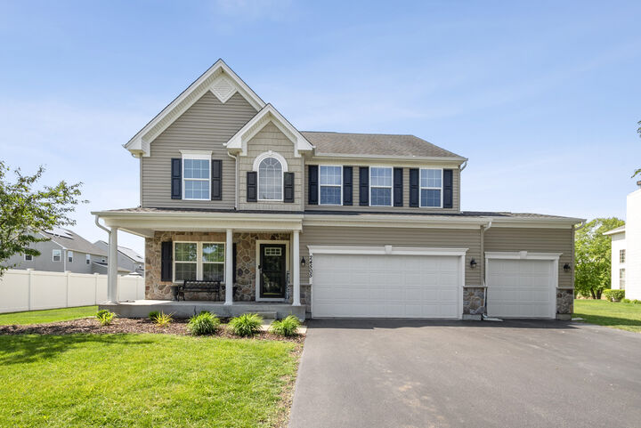 Property Photo:  24505 Sleepy Hollow Lane  IL 60586 