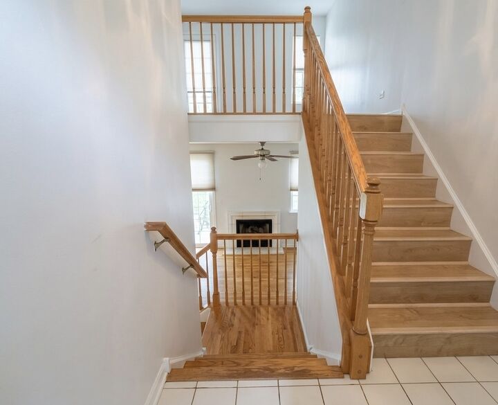 Property Photo:  2405 Madiera Court  IL 60089 