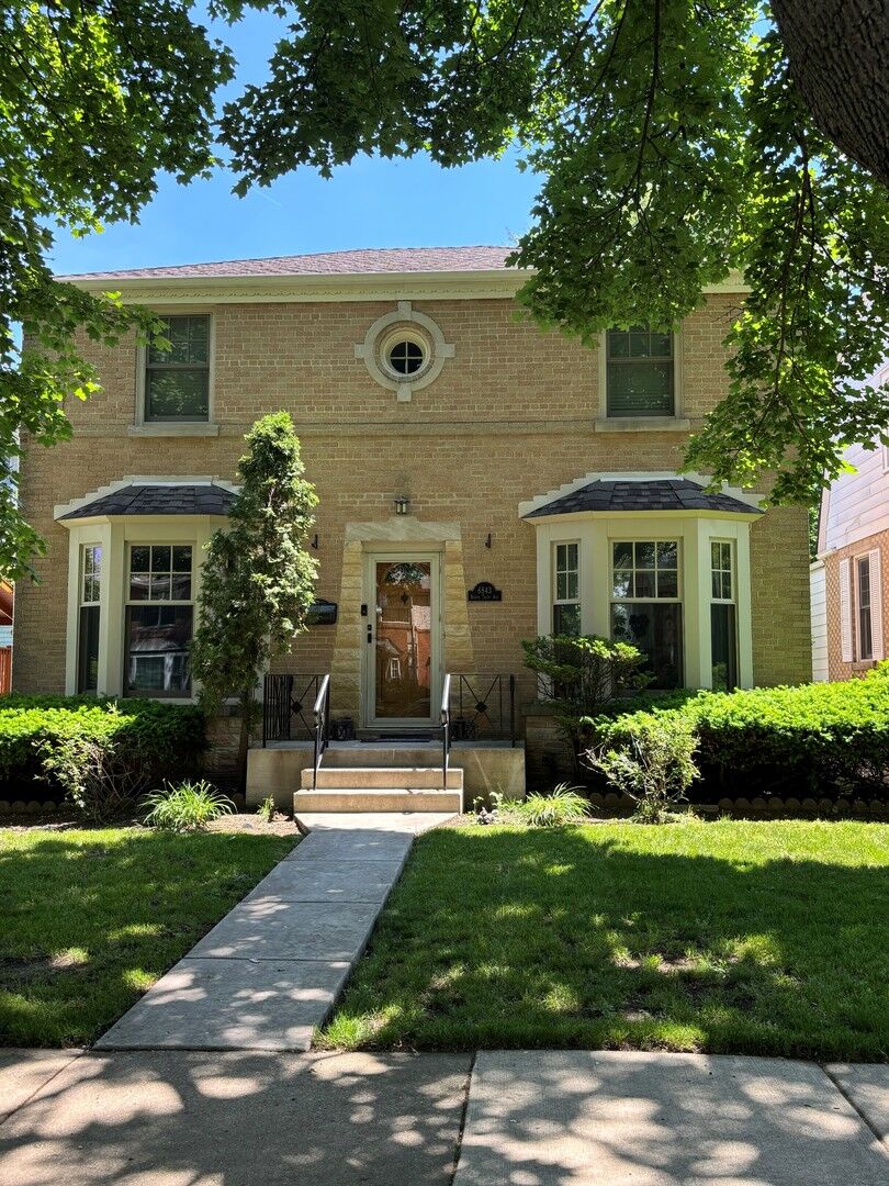 Property Photo: 6843 Tripp Avenue IL 60712