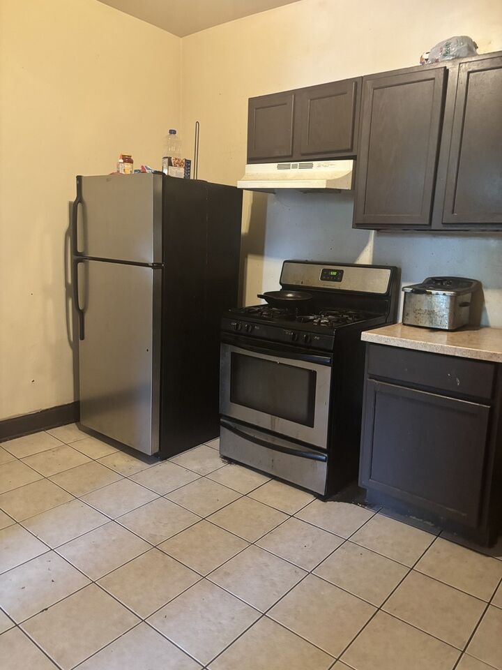 Property Photo:  6715 S Bishop Street  IL 60636 