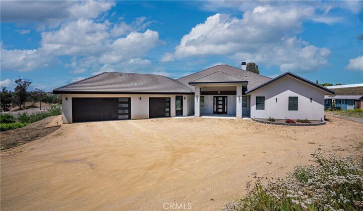 Property Photo:  40088 Walcott Lane  CA 92591 