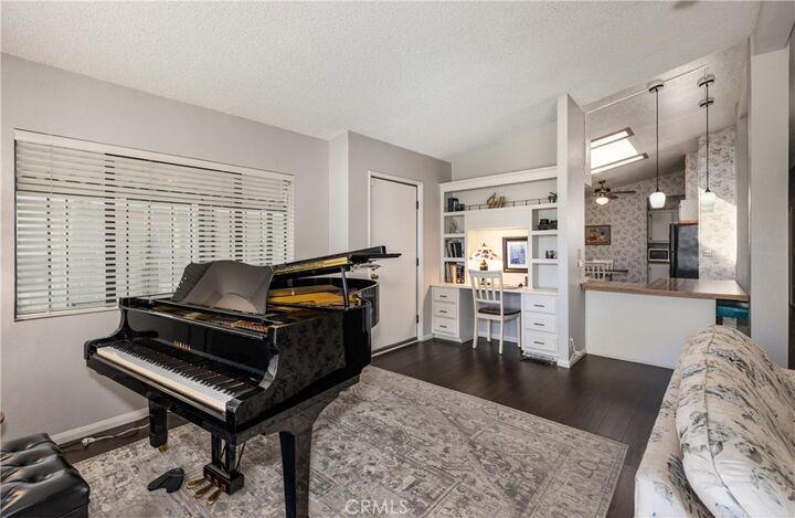Property Photo:  24600 Mountain Avenue 18  CA 92544 