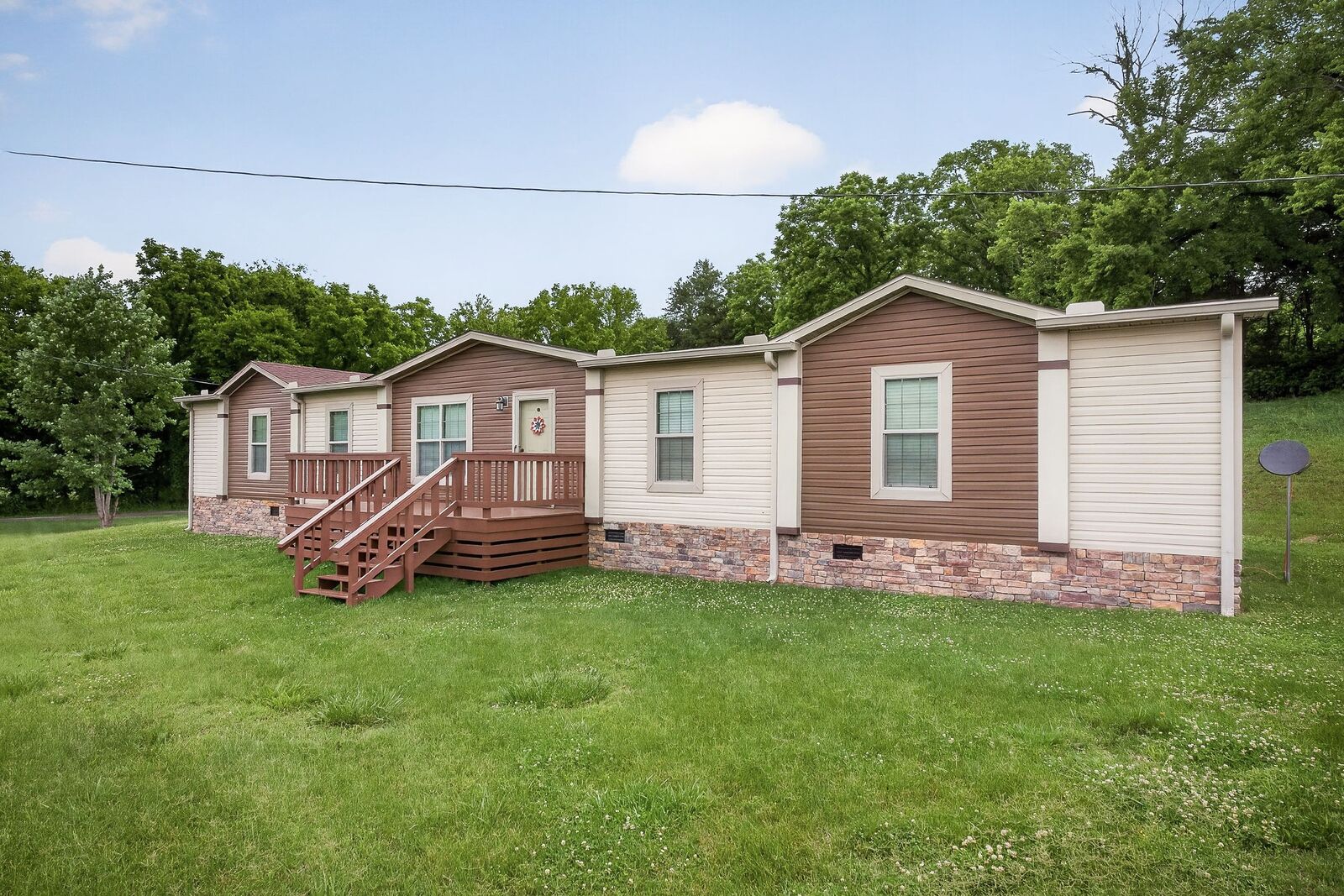 Property Photo: 130 E Main St TN 37059