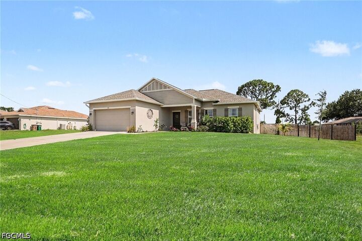 Property Photo:  1810 NW 13th Street  FL 33993 