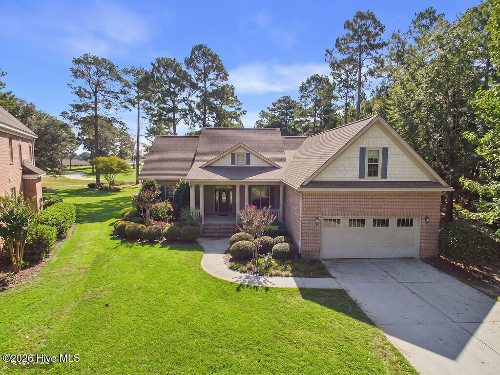 Property Photo: 1010 Rosea Court NC 28451
