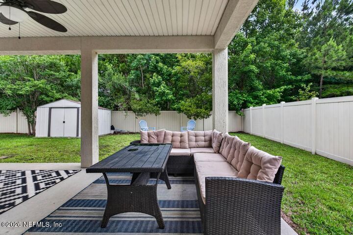Property Photo: 12629 Julington Oaks Drive FL 32223