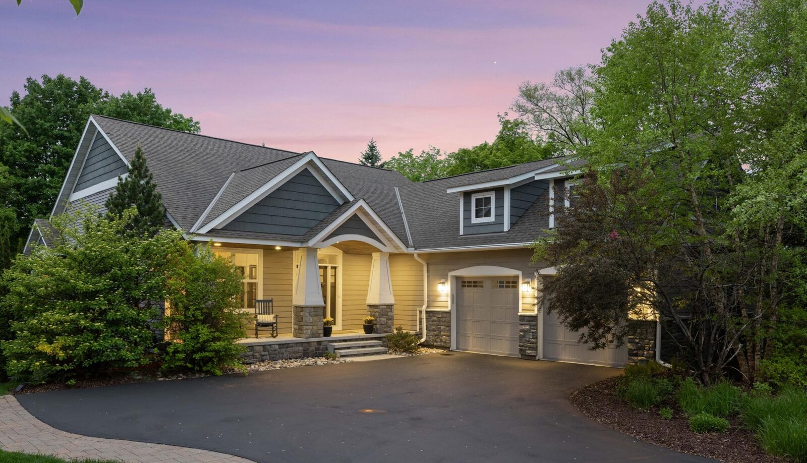 Property Photo:  14 Beebe Avenue  MN 55118 