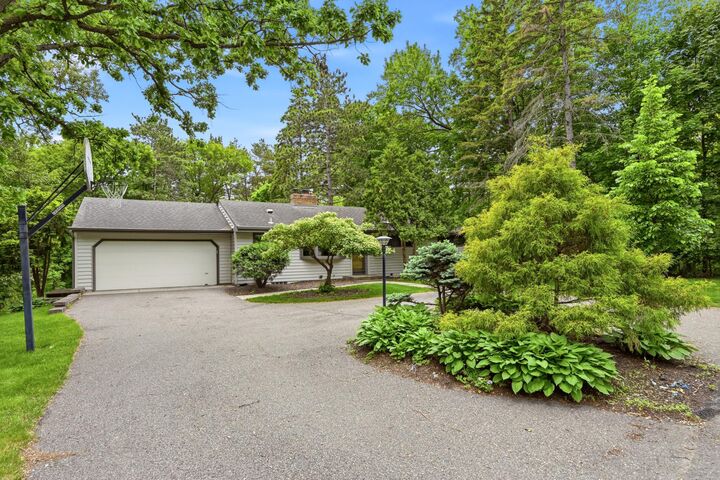 Property Photo:  14137 Glenridge Road  MN 55345 