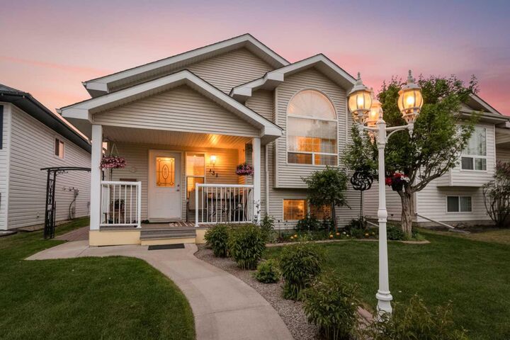 131 Deschner Close — photo 1