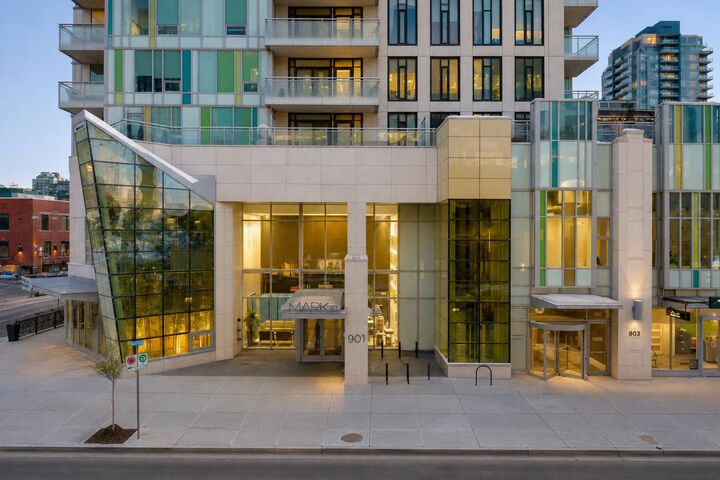 901 10 Avenue SW 1808 — photo 1