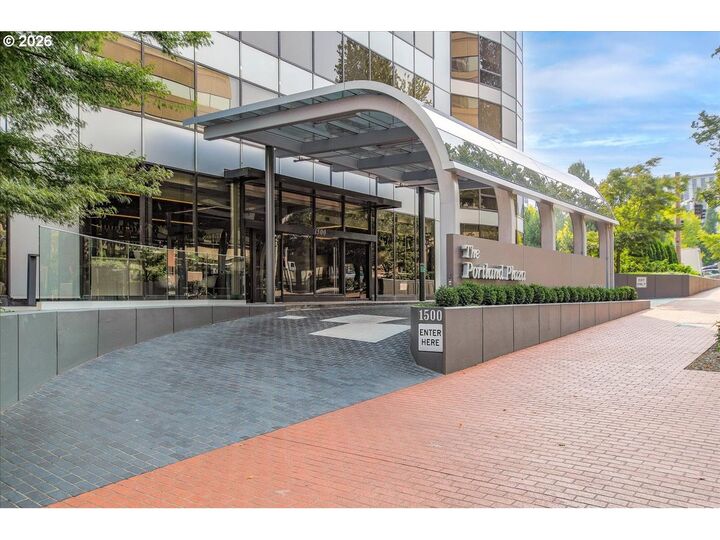Property Photo:  1500 SW 5th Ave 601  OR 97201 