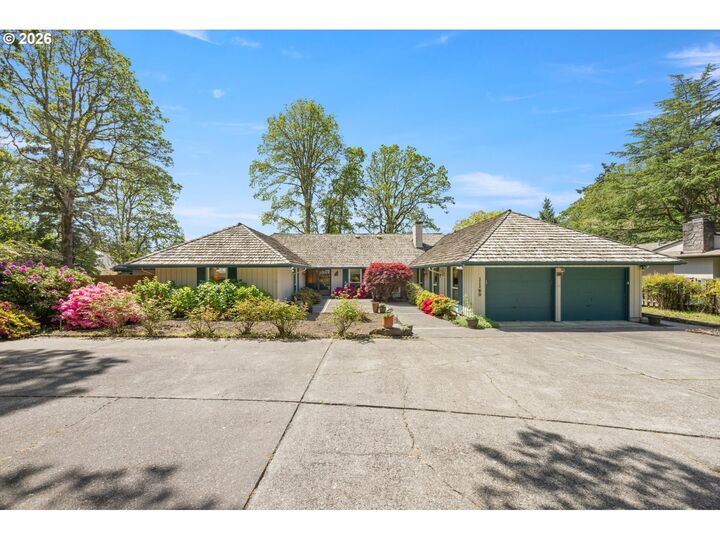 Property Photo: 11150 SW Foothill Dr OR 97225
