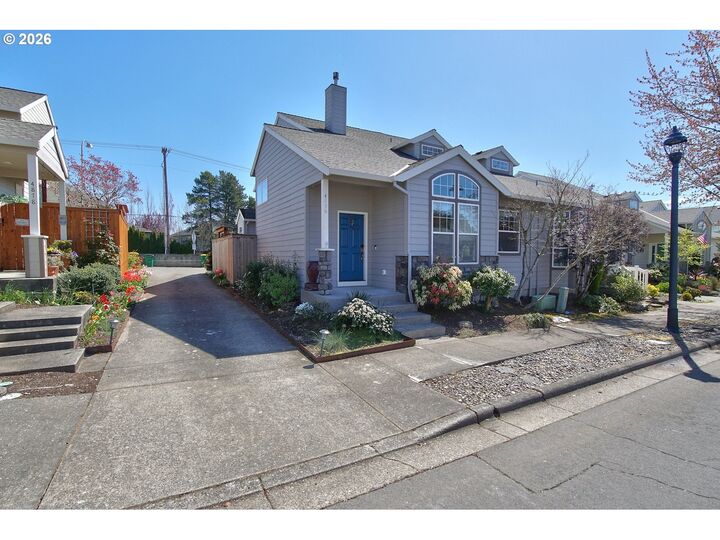 Property Photo:  4856 NW Huserik Dr  OR 97210 