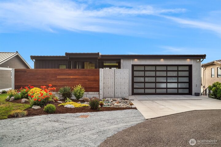 Property Photo:  1104  Bayshore Drive  WA 98282 