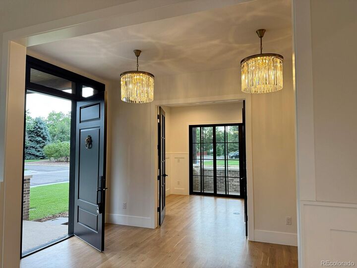 Property Photo: 3303 E Asbury Avenue CO 80210