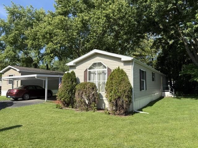 Property Photo:  4 Fair Oaks Drive  IN 47374 