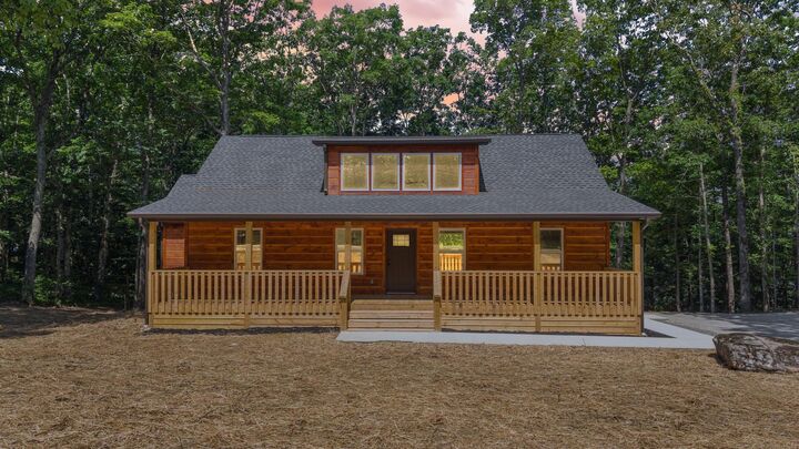 Property Photo: 2377 Porch Rock Road TN 37367