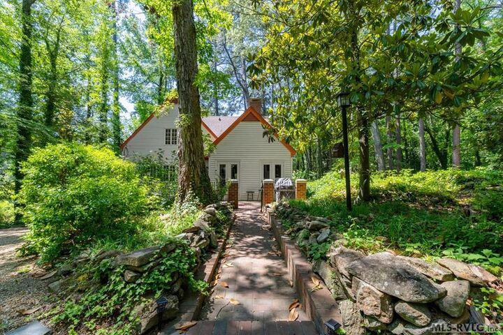 Property Photo: 418 Fairview St. NC 27589
