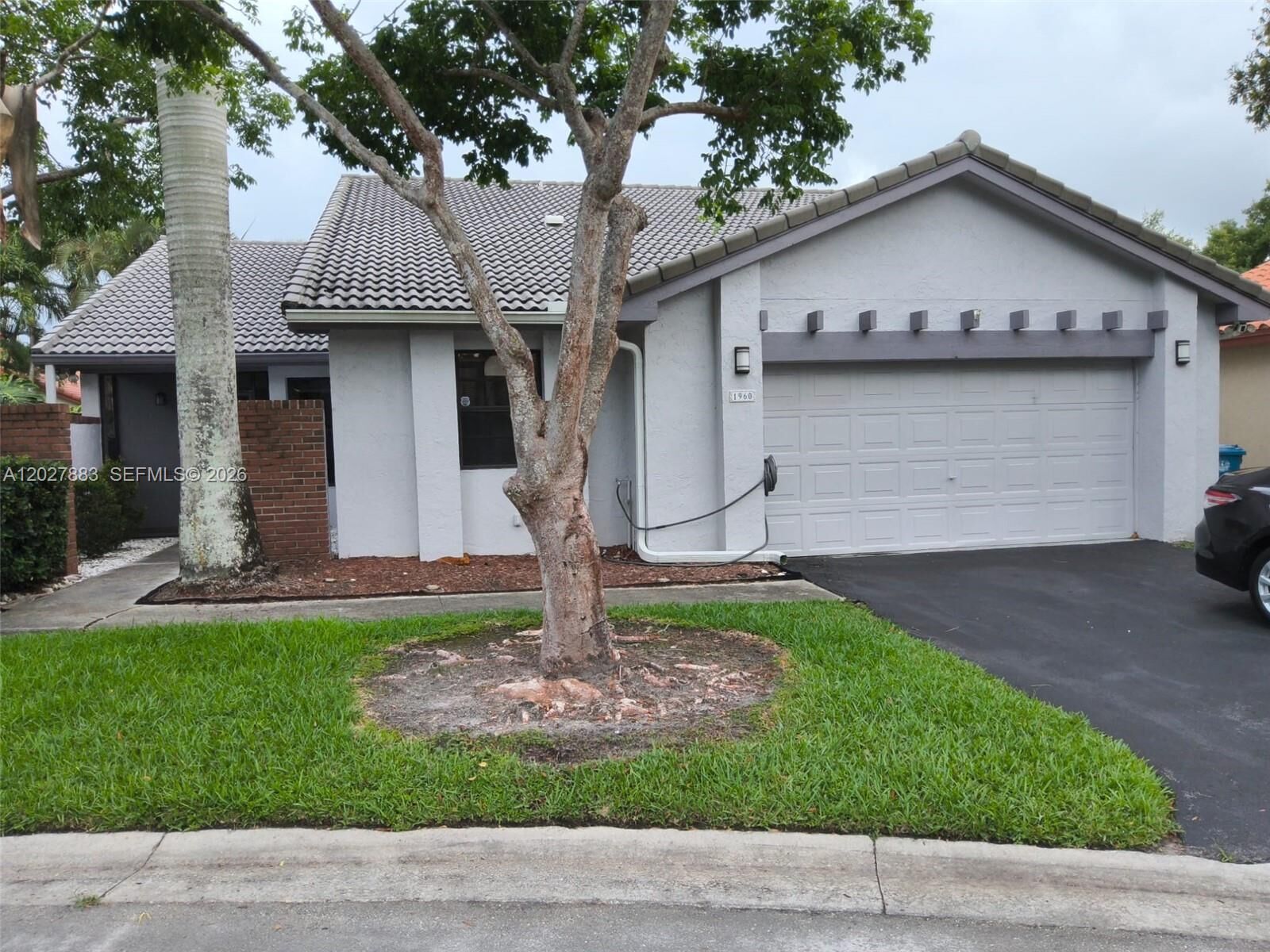 Property Photo:  1960 Sacramento 1960  FL 33326 