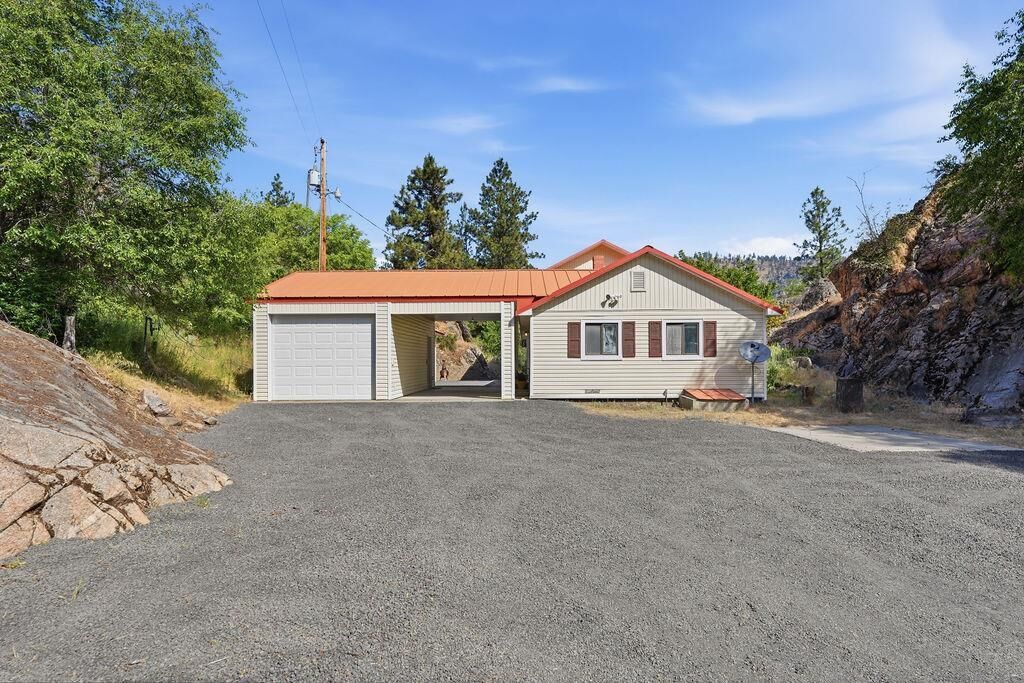 Property Photo: 39879 W Mill Dr WA 99147