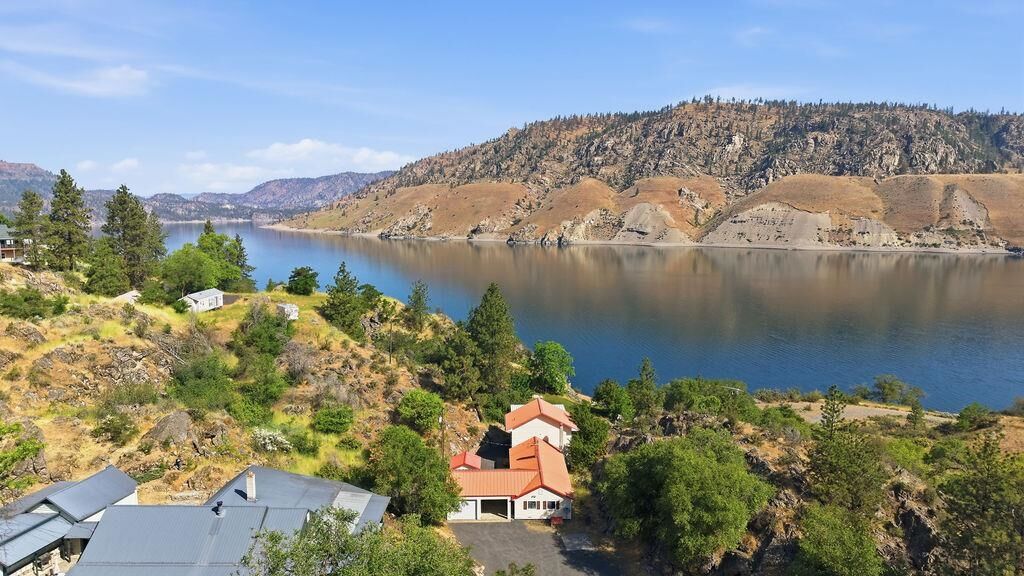 Property Photo:  39879 W Mill Dr  WA 99147 