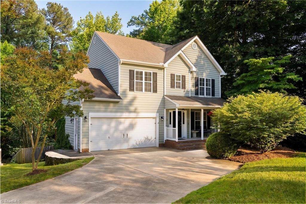 Property Photo:  16 Country Walk Lane  NC 27407 